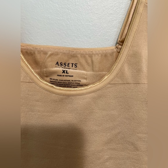 Assets by Spanx Open Bust Mid Thigh Bodysuit Tan Nude Convertible Shapewear RR. - Picture 12 of 13